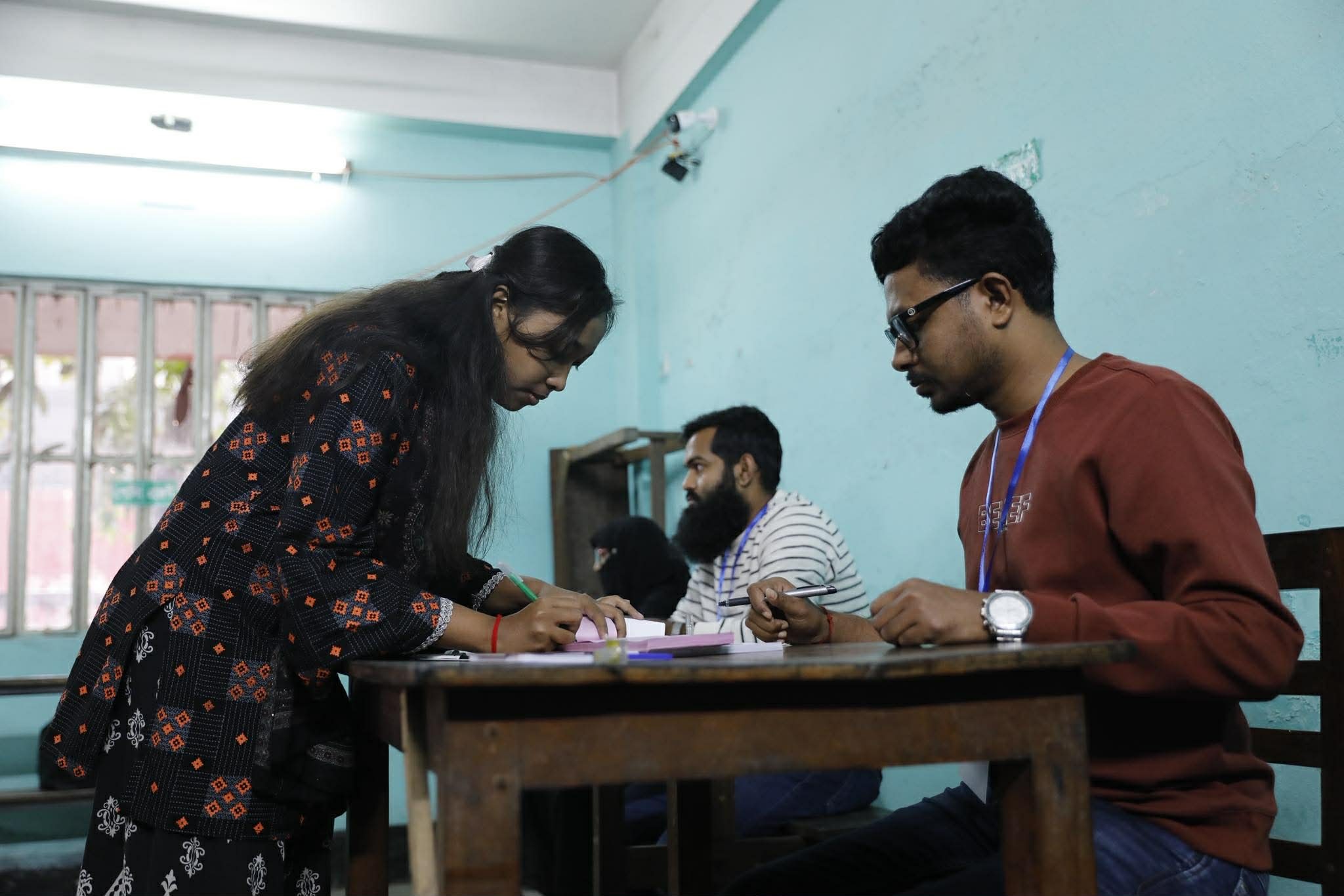 ঢাকার ৫ আসনে সকাল ১০টা পর্যন্ত ভোট পড়েছে ১২ শতাংশ