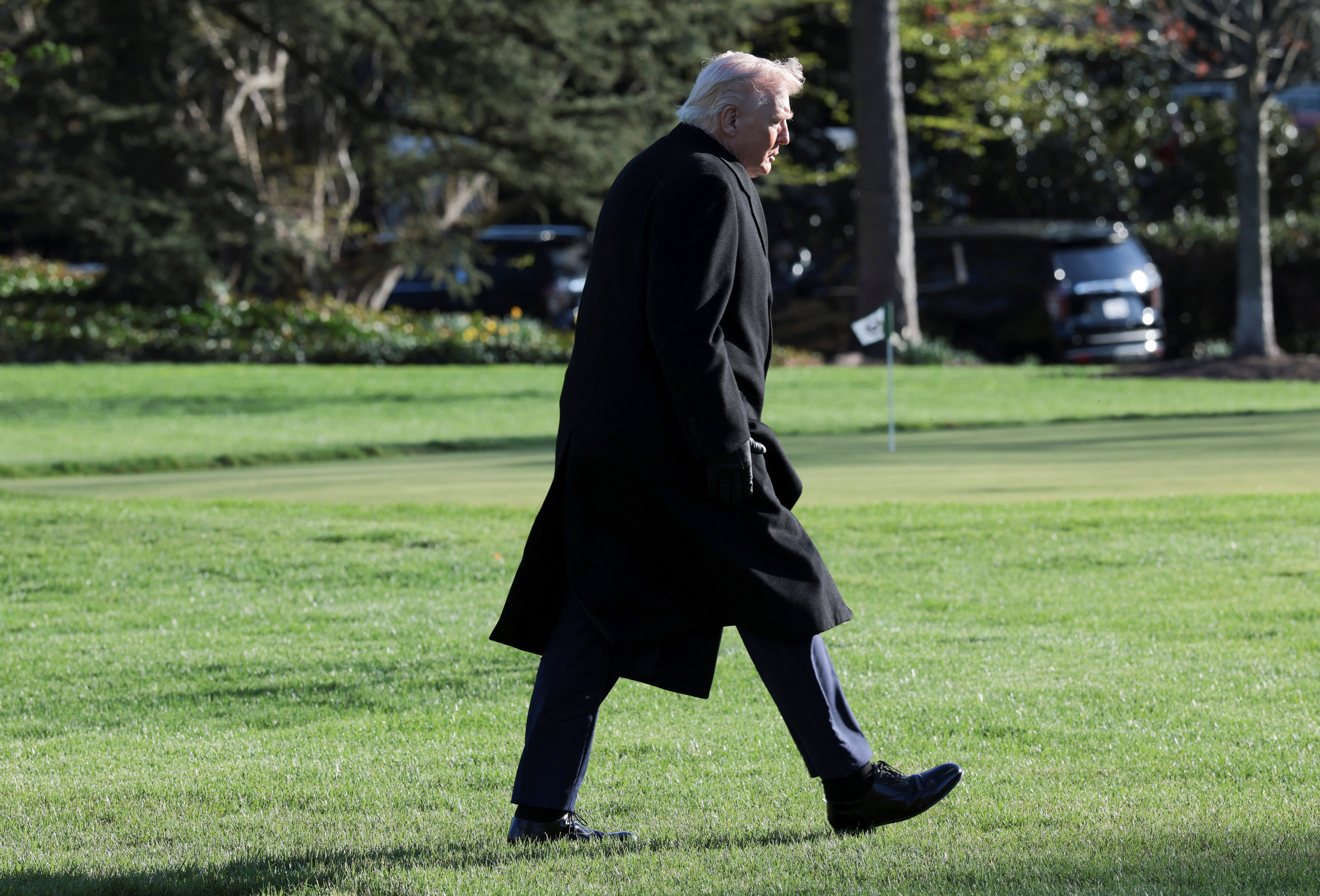 ইরানের ‘পানি অস্ত্র’ ব্যবহারের হুমকিতেই কি পিছিয়ে গেলেন ট্রাম্প