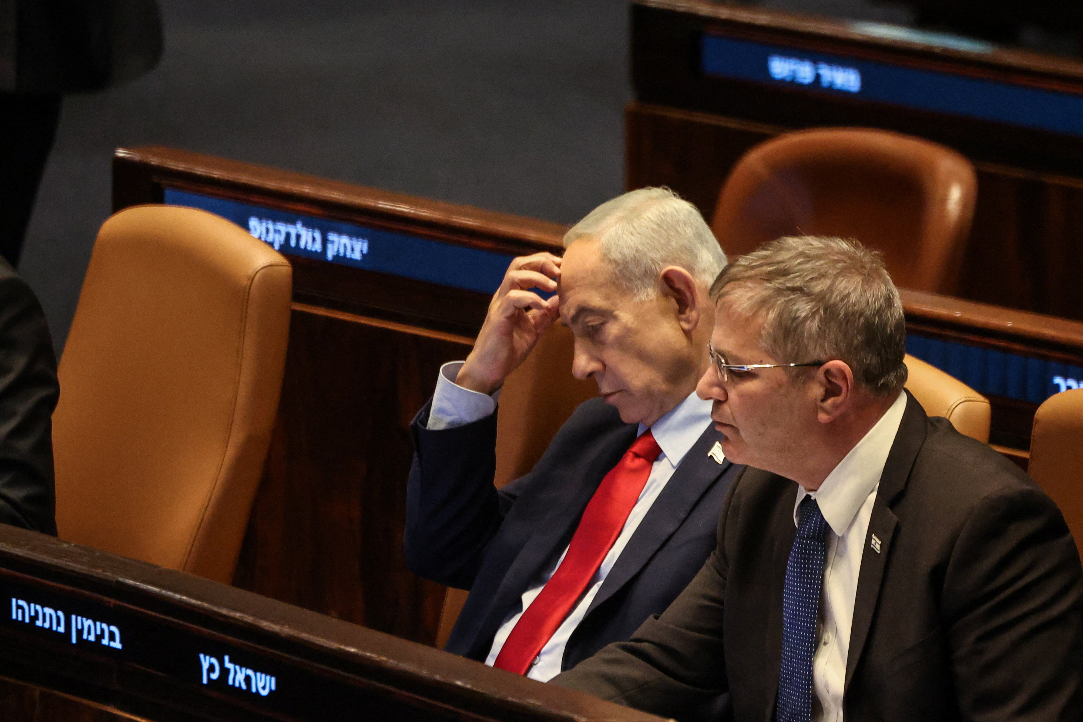 যুদ্ধ চালিয়ে যেতে ইসরায়েলের ৮২ কোটি ডলারের জরুরি সামরিক বাজেট অনুমোদন 