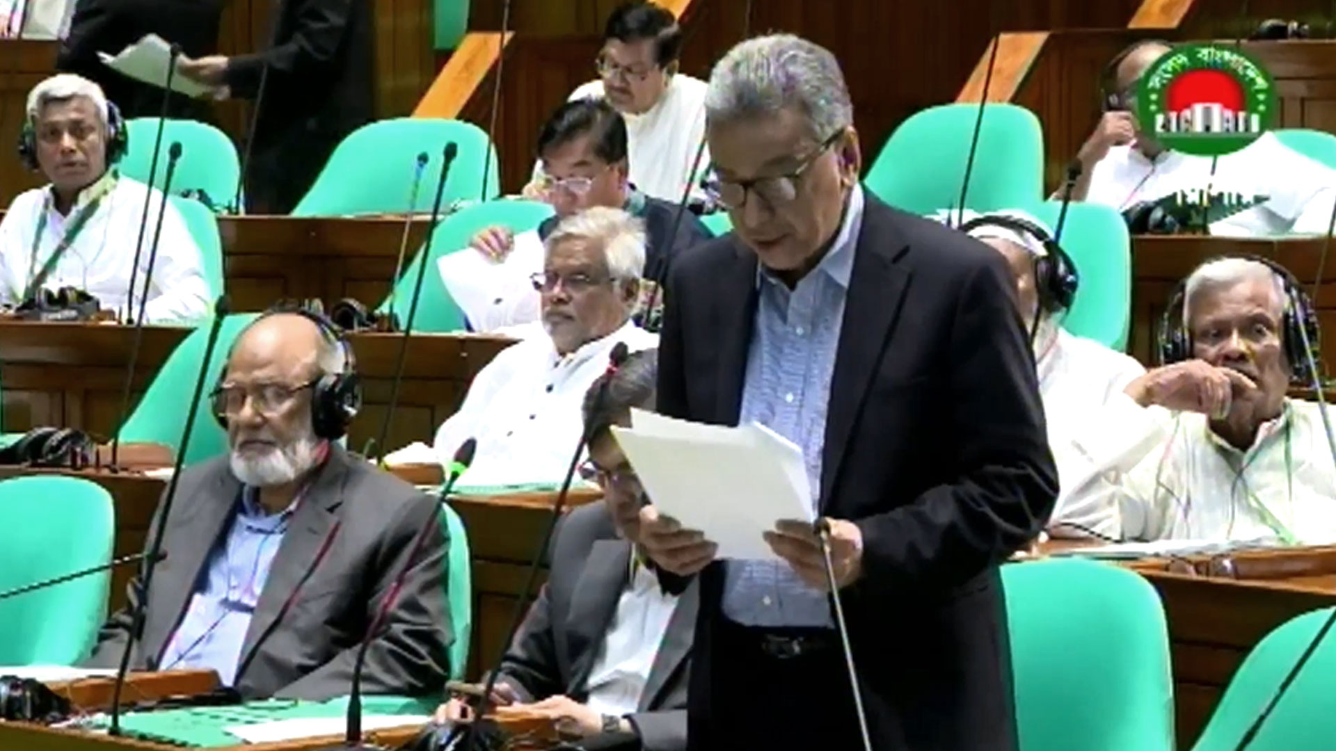 বিএনপির অর্জন ১৬ বছরে ধূলিসাৎ করেছে আওয়ামী লীগ: সংসদে অর্থমন্ত্রী