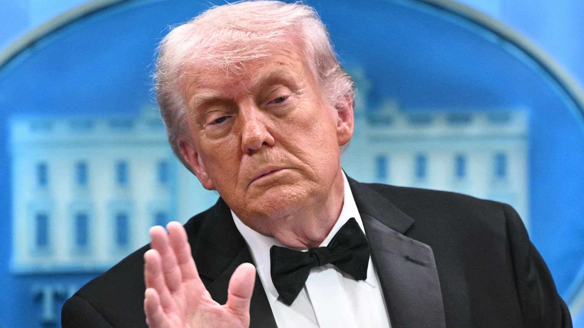 নৈশভোজে গুলির ঘটনার সঙ্গে ইরান যুদ্ধের সম্পর্ক নেই: ডোনাল্ড ট্রাম্প