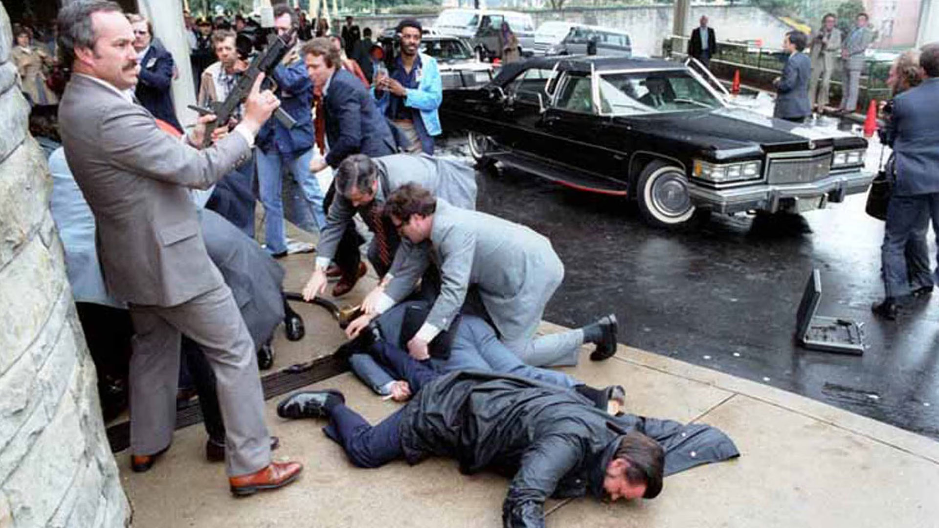 রিগ্যানের ভয়াল স্মৃতি তাড়া করল ট্রাম্পকে?