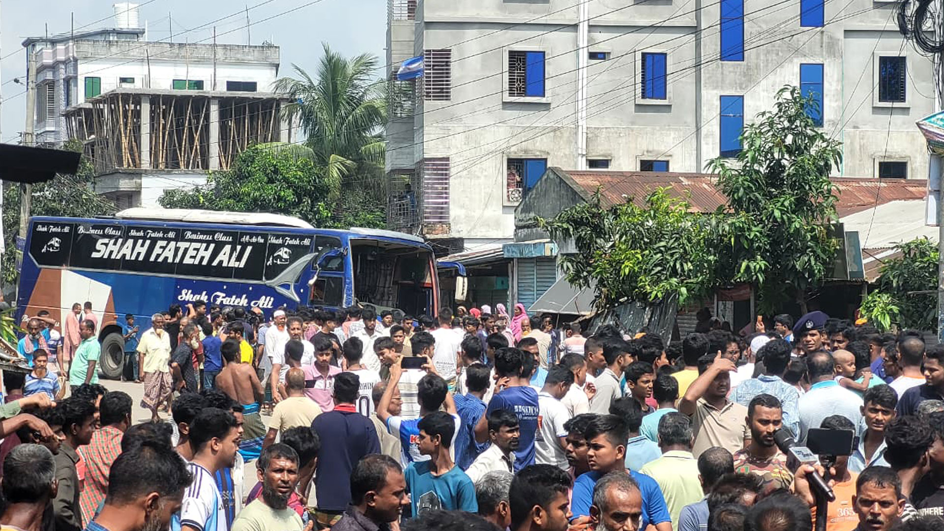 বগুড়ায় বাসচাপায় ৭ জন নিহত, অধিকাংশই দিনমজুর