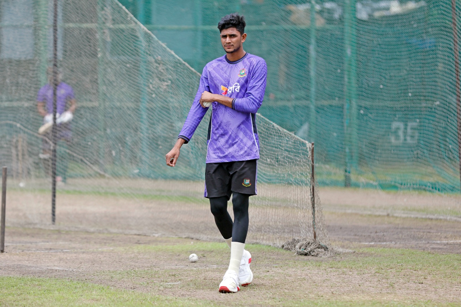 বোলিং অনুশীলনে ফিরলেন নাহিদ, কবে ফিরবেন খেলায়?