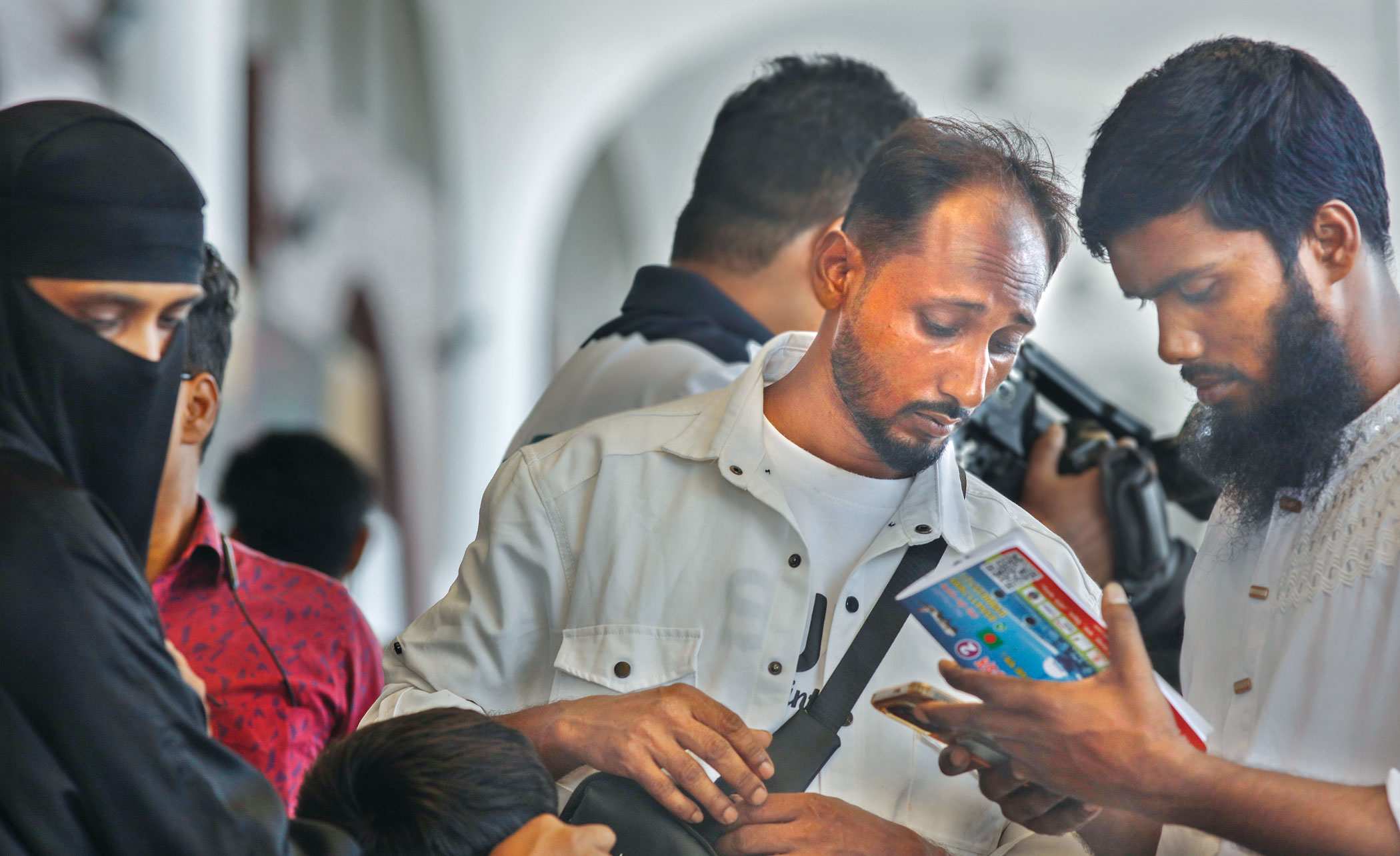 ভিসার মেয়াদ শেষ হওয়ার শঙ্কায় সৌদিগামী কর্মীরা