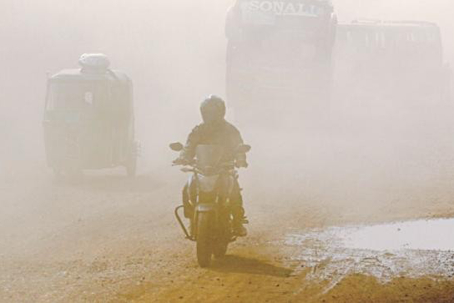 বিশ্বের সবচেয়ে দূষিত শহর ঢাকা, দ্বিতীয় উহান ও তৃতীয় নয়াদিল্লি 