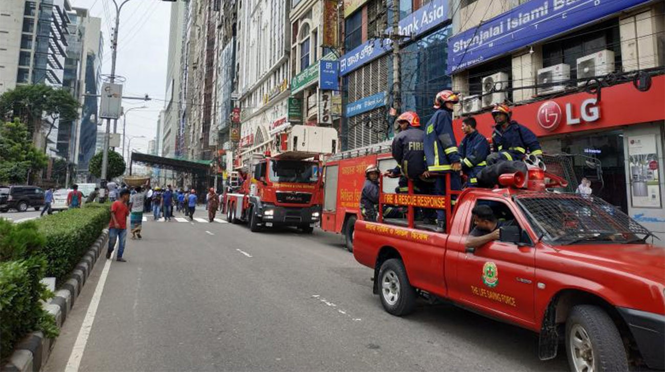 তাৎক্ষণিক ব্যবস্থায় বনানী অগ্নিকাণ্ড ভয়াবহ রূপ নিতে পারেনি