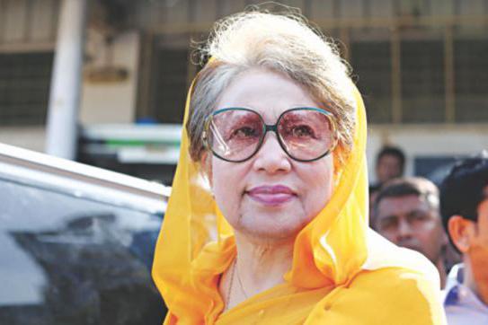 ঢাকায় মার্কিন দূতাবাসে খালেদা জিয়া