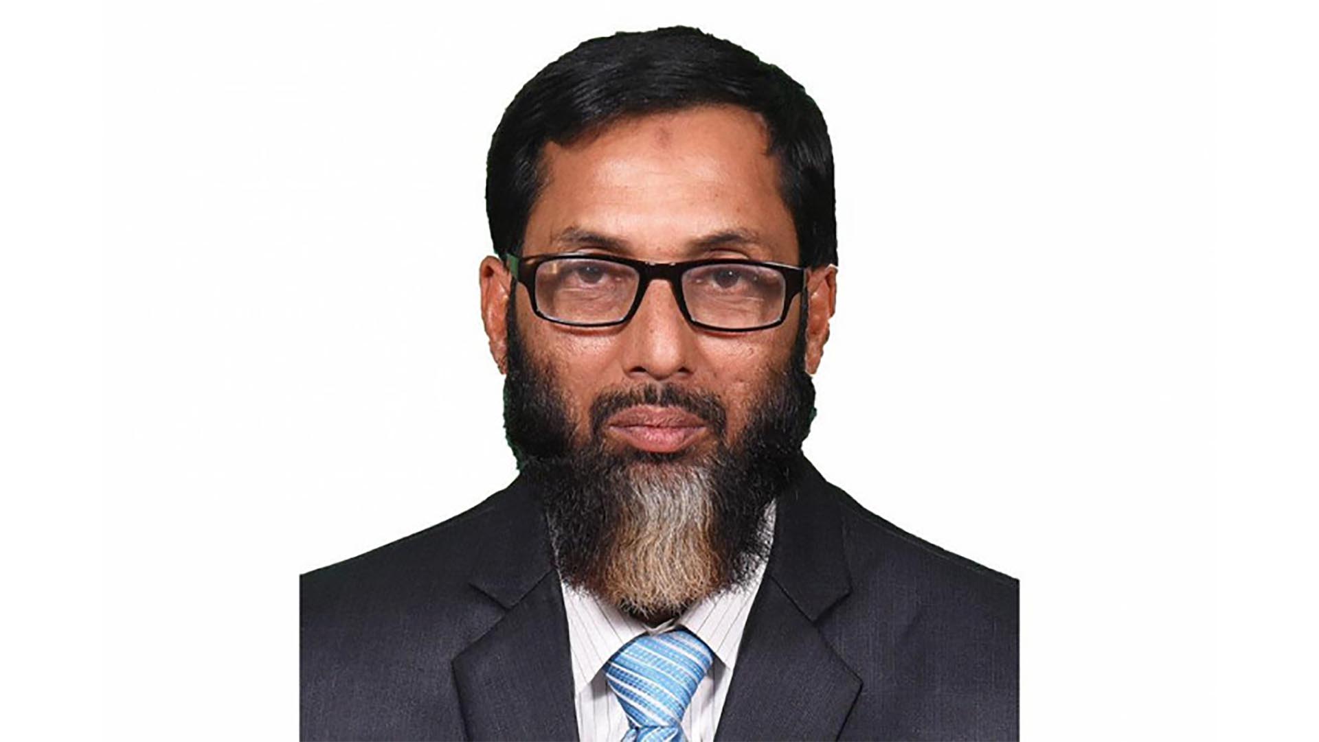 চাকরিজীবী নারী-পুরুষের বিয়ে বন্ধ করে বেকারত্বের সমাধান দিলেন এমপি রেজাউল