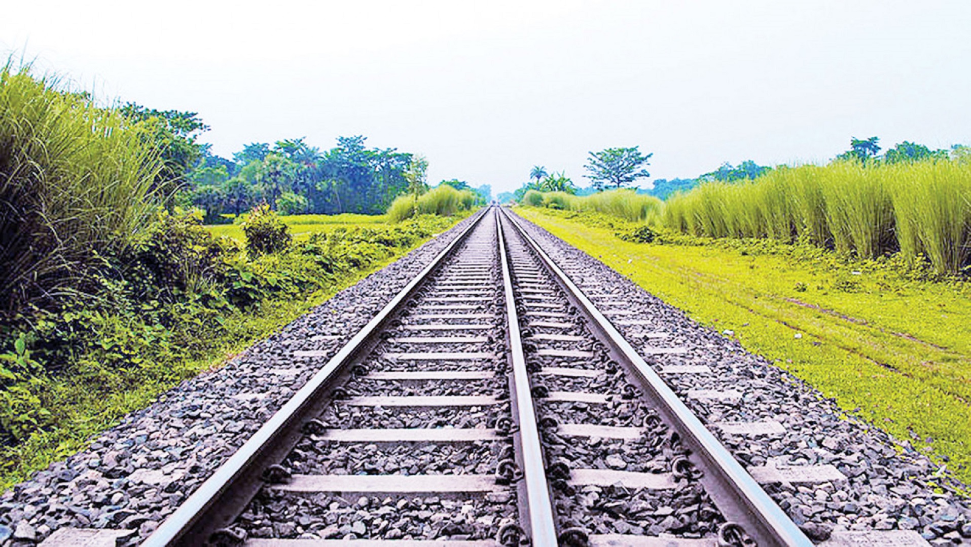 ব্যয় বেড়েছে ৩২ হাজার কোটি টাকা, রেলের কোনো প্রকল্পই সময় মেনে চলছে না