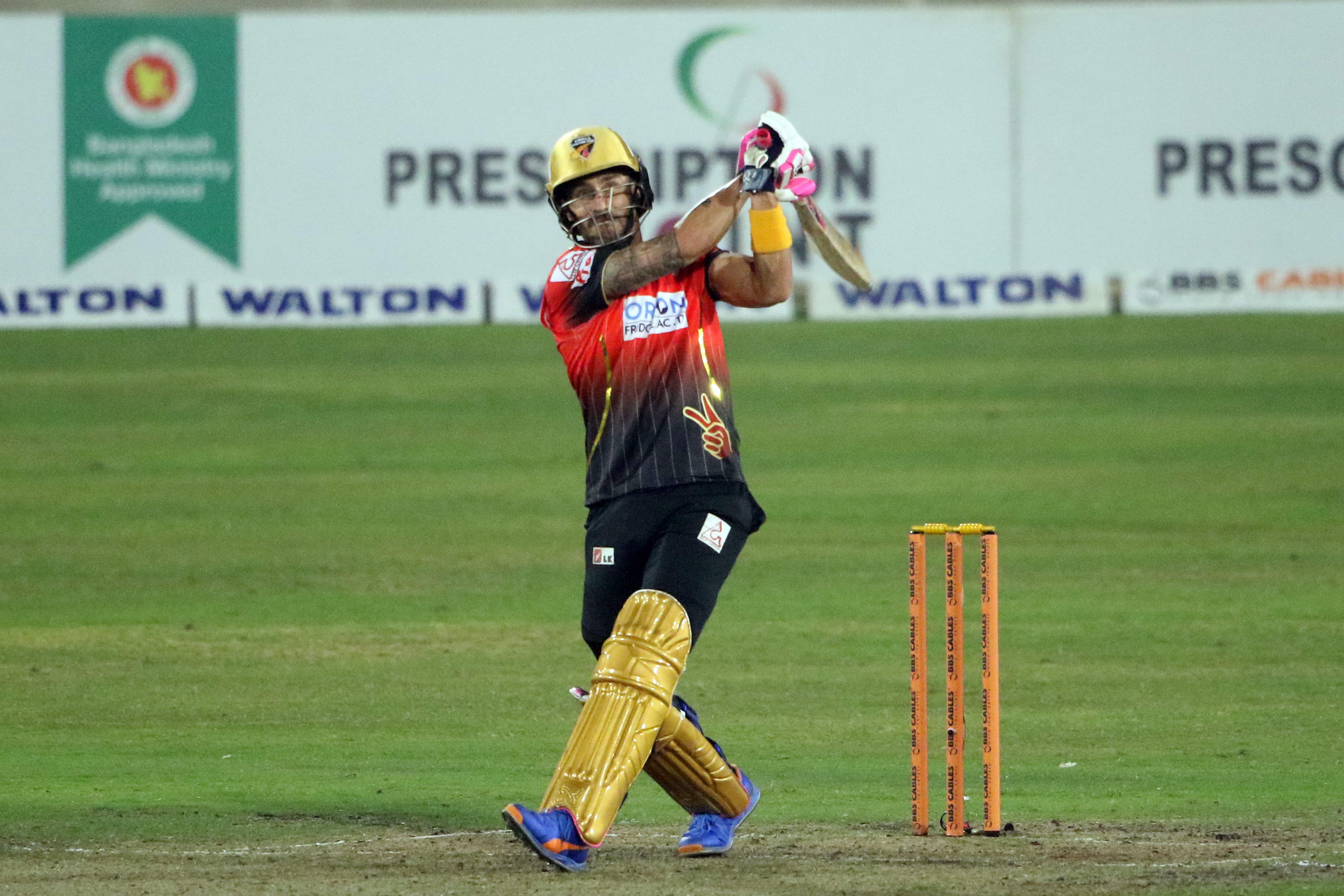 বিপিএলে বিদেশি খেলোয়াড় সংকটে এবার নিয়মে ছাড় দিবে বিসিবি