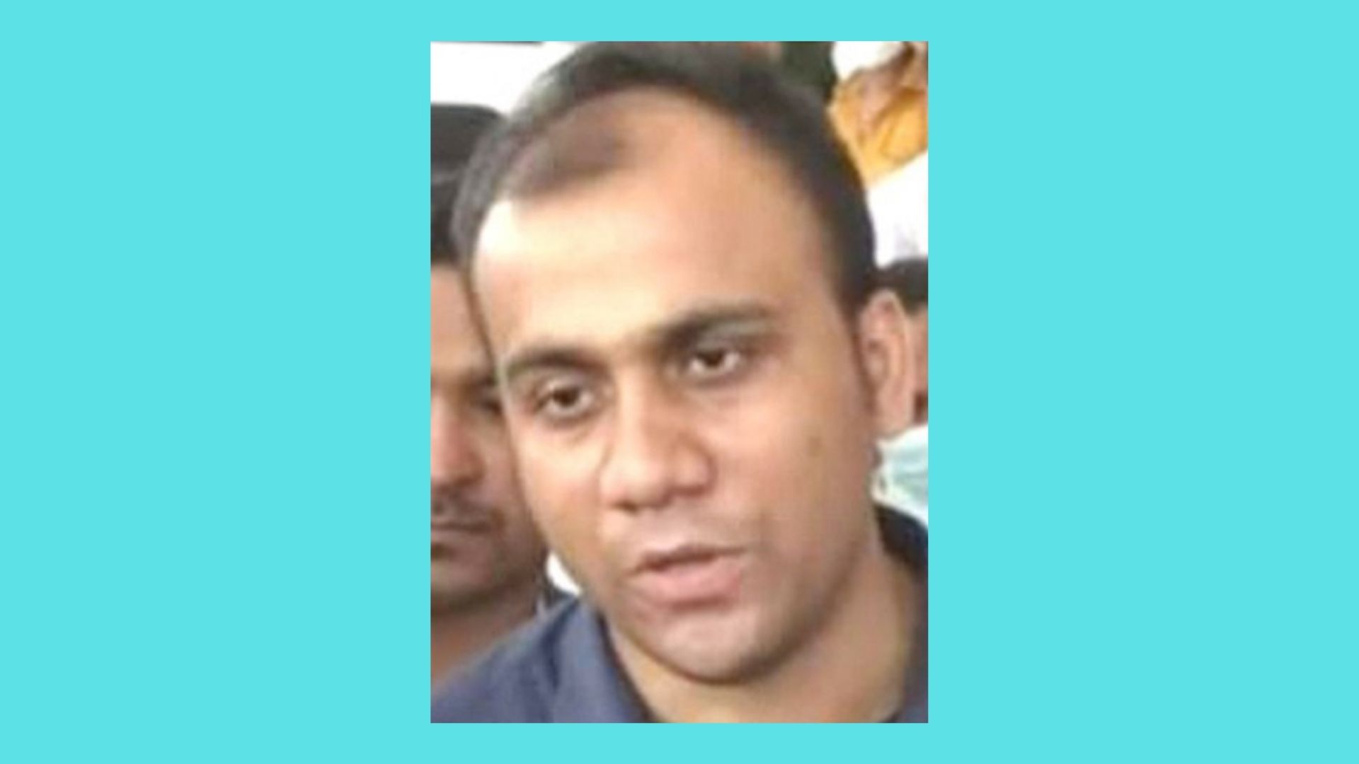 দুদক কর্মকর্তা শরীফ উদ্দিনকে নিয়ে যা ঘটছে