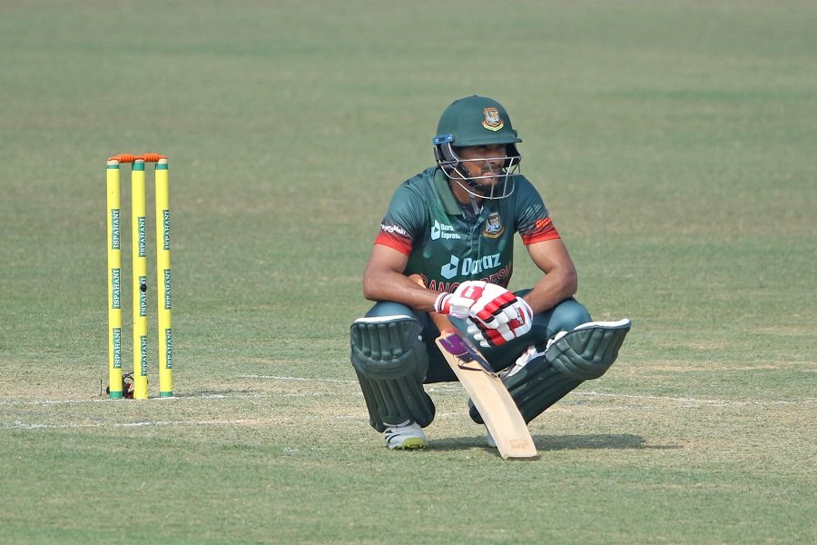 ‘অভিজ্ঞ’ তাই এশিয়া কাপের দলে মাহমুদউল্লাহ