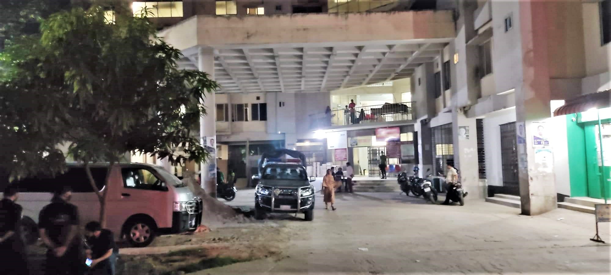 কুমিল্লায় ‘বন্দুকযুদ্ধে’ র‍্যাব সদস্যসহ গুলিবিদ্ধ ৪