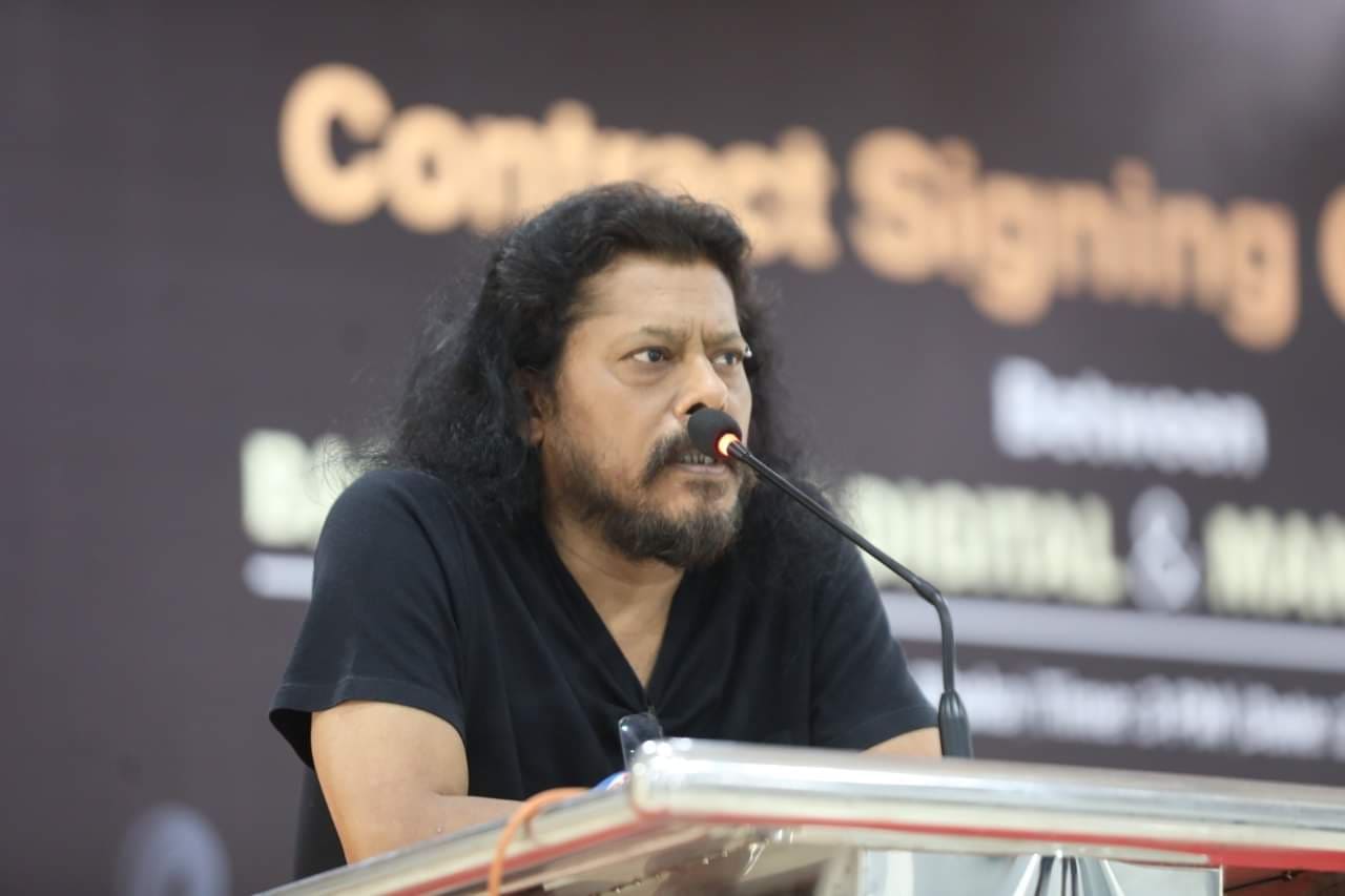 ১২ বছর পর নিজের কথা-সুরে জেমসের নতুন গান