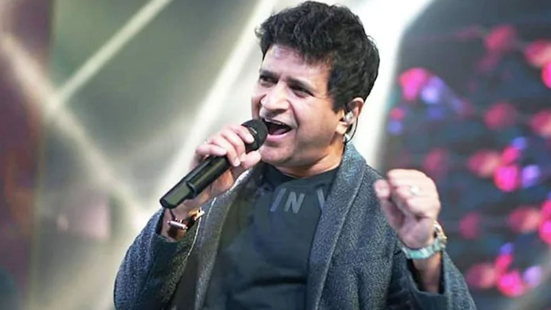 কোটি টাকার বিনিময়েও বিয়ে বাড়িতে গাইবেন না জানিয়েছিলেন কেকে