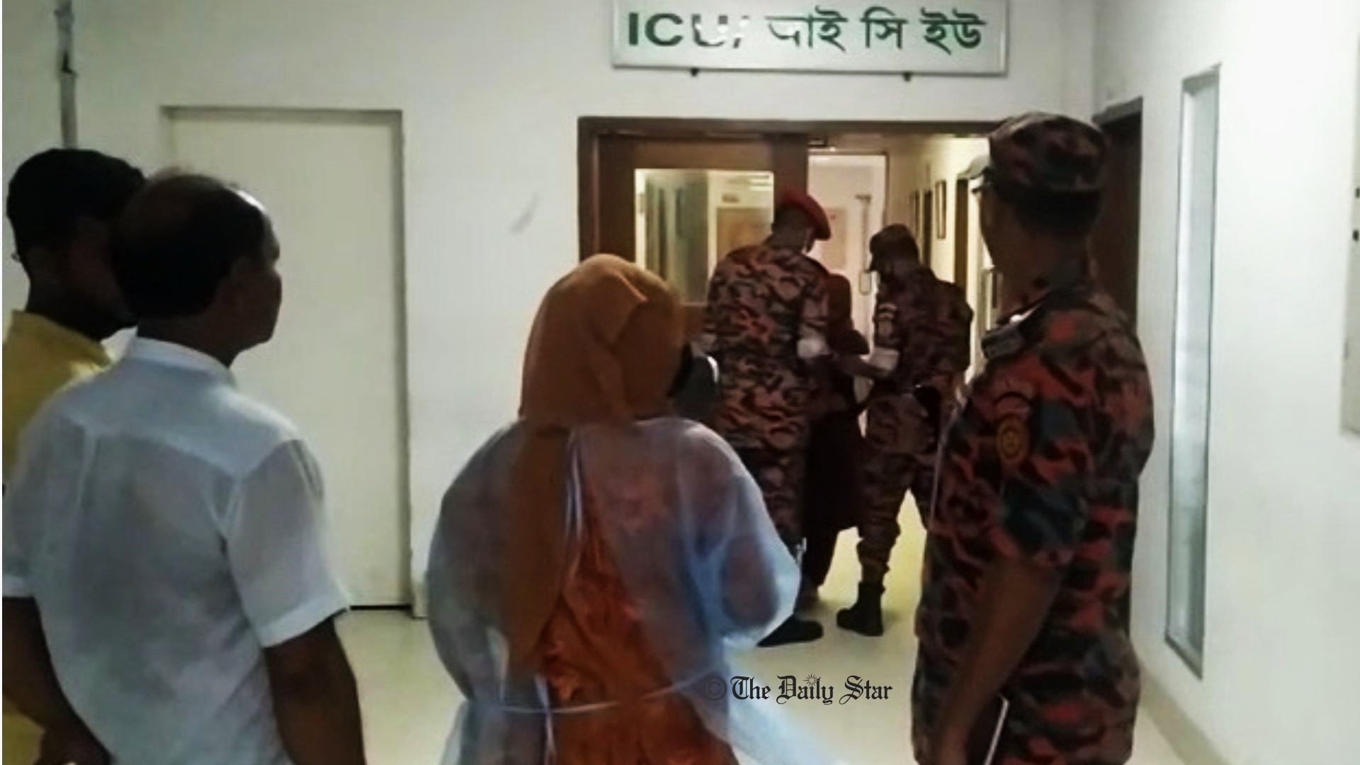 ‘আগুন নেভাতে যেতে হবে’ কথা শেষ না করেই চলে গেল