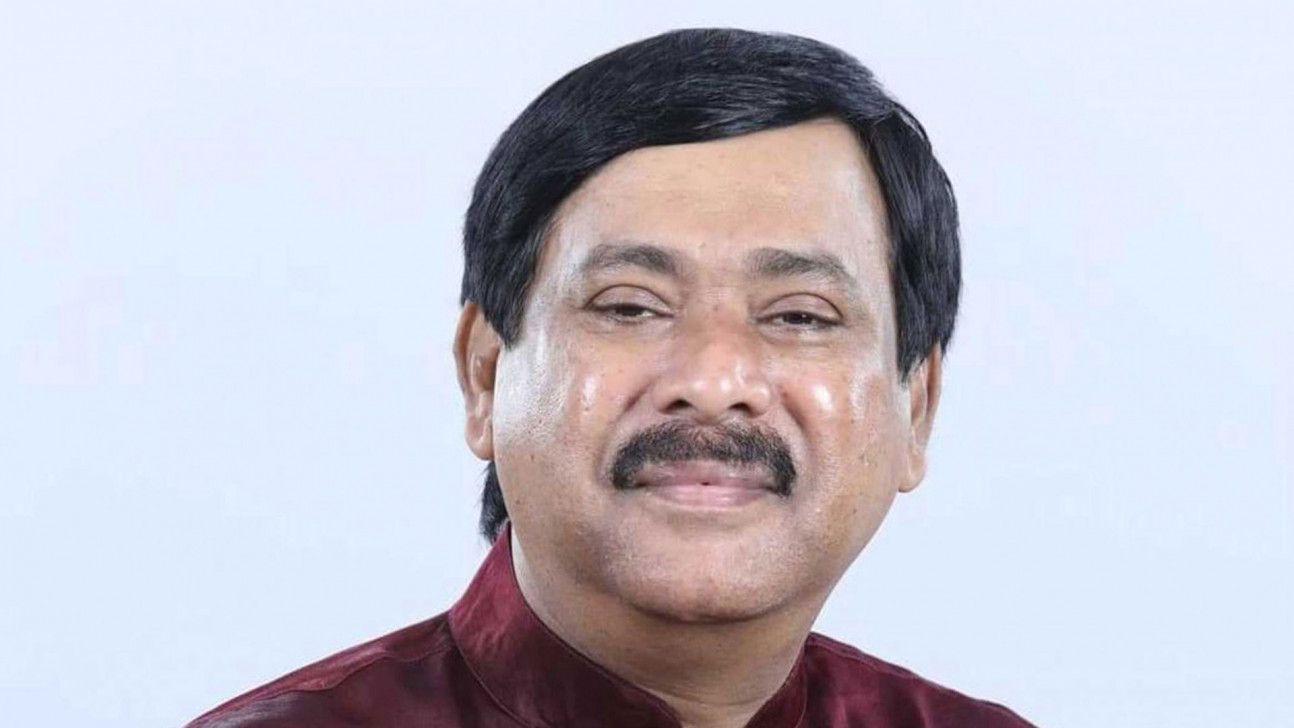 রিফাত আশেপাশের ইউনিয়ন থেকে নগরীতে লোক জড়ো করছেন: অভিযোগ সাক্কুর