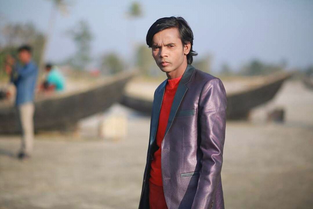 রিজভীর বিরুদ্ধে হিরো আলমের মানহানি মামলা, ৫০ কোটি টাকা ক্ষতিপূরণ দাবি