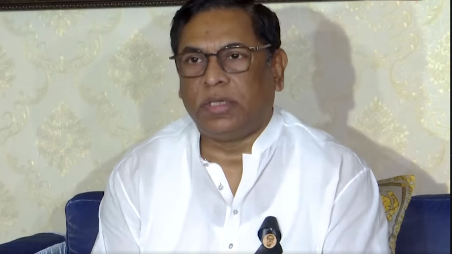 আবারও বাড়তে পারে তেল, গ্যাস ও বিদ্যুতের দাম: জ্বালানি প্রতিমন্ত্রী