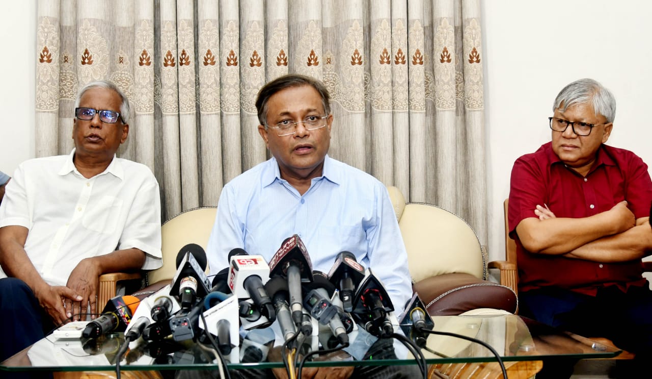 'শনিবার বিকেল’-এ কিছু বিষয় সংযোজন করলে সমস্যা কেটে যাবে: তথ্যমন্ত্রী