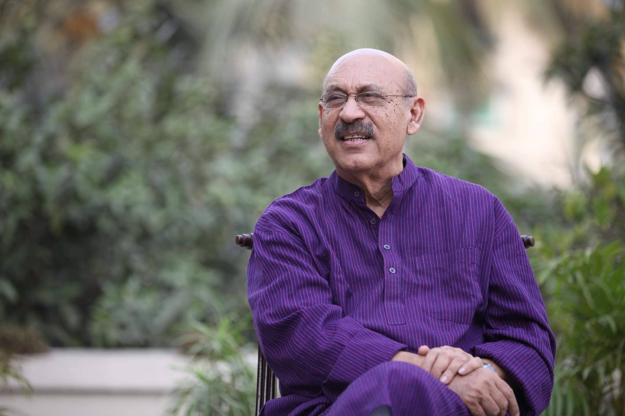 সহজ সরল জীবনযাপন এই আমার জীবন দর্শন: জন্মদিনে আবুল হায়াত