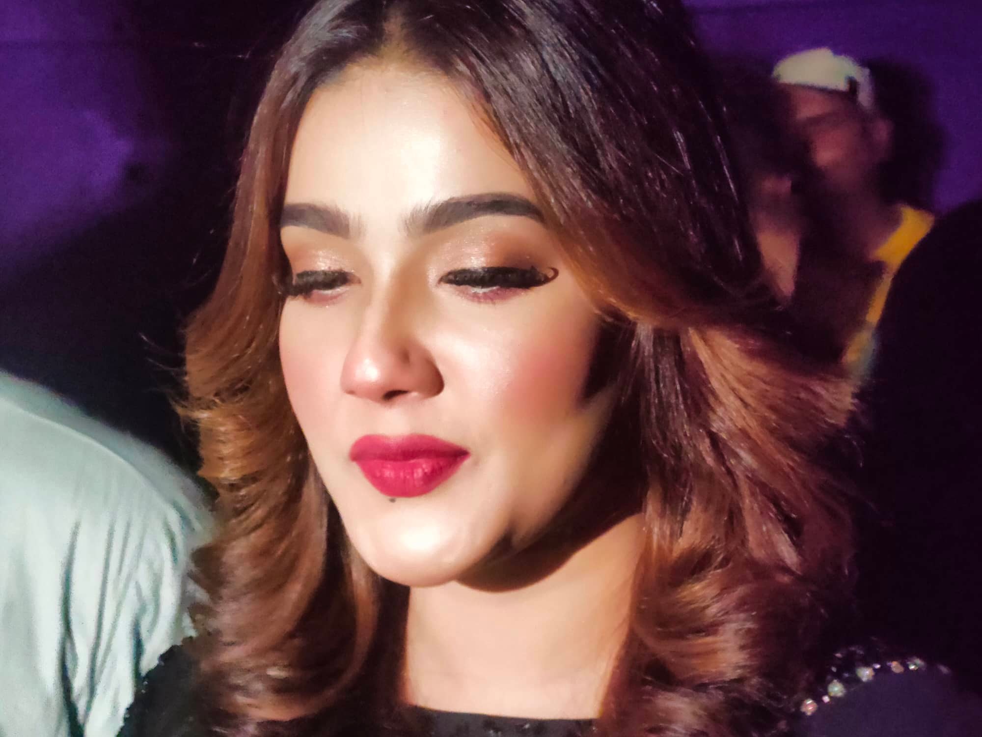 ২ মামলায় মাহিয়া মাহির জামিন