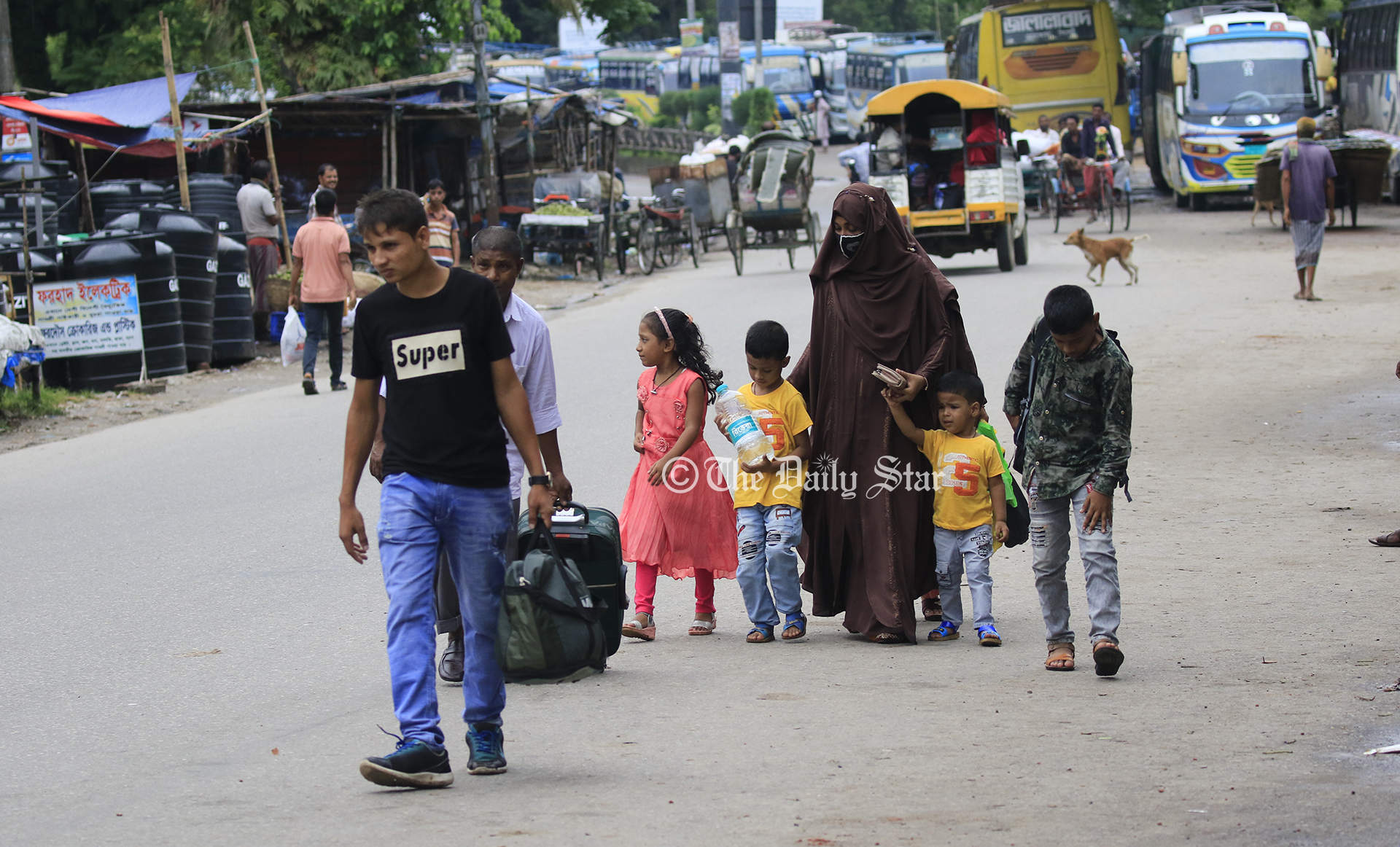 ৫ দফা দাবিতে সিলেটে পরিবহন শ্রমিকদের অনির্দিষ্টকালের ‘কর্মবিরতি’