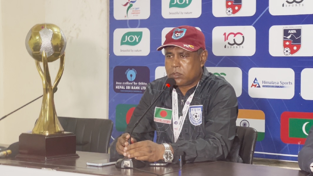 ছোটনও আর থাকছেন না নারী ফুটবল দলের সঙ্গে