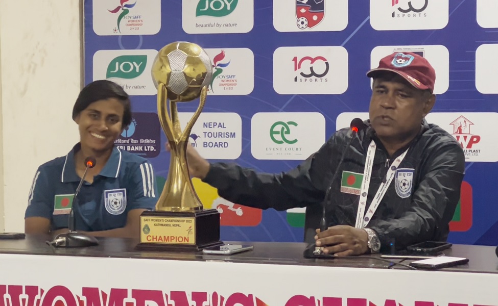 সাবিনাকে ‘বেস্ট লিডারের পুরস্কার’ দিতে চান কোচ