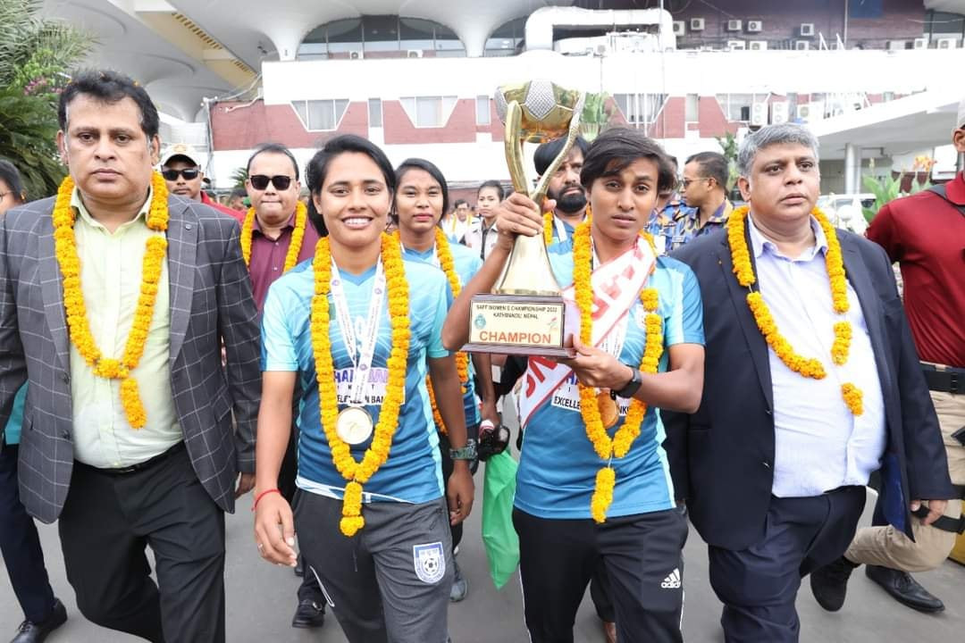 বাফুফে অক্ষত ও তালাবদ্ধ লাগেজ বুঝে নিয়েছিল: বিমানবন্দর কর্তৃপক্ষ