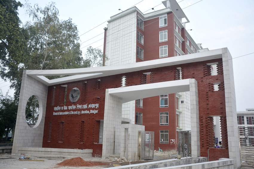 ৪ নয়, ৬ বিষয়ের প্রশ্নপত্র ফাঁস হয়েছে