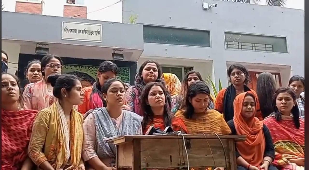 সিট বাণিজ্য-চাঁদাবাজি: ইডেন কলেজ ছাত্রলীগ সভাপতি-সম্পাদককে অবাঞ্ছিত ঘোষণা