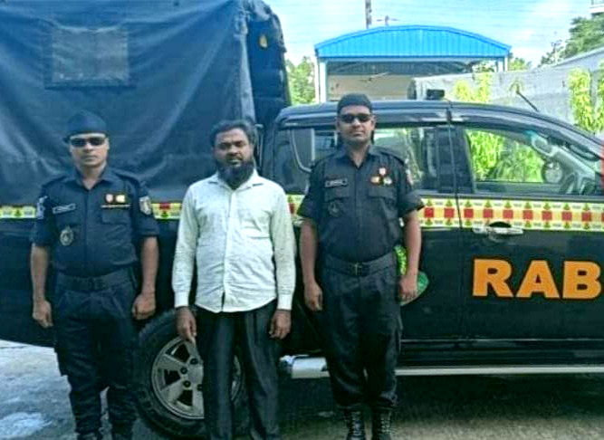 মালয়েশিয়ায় অপহরণ: মুক্তিপণের টাকাসহ বরগুনা থেকে গ্রেপ্তার ১