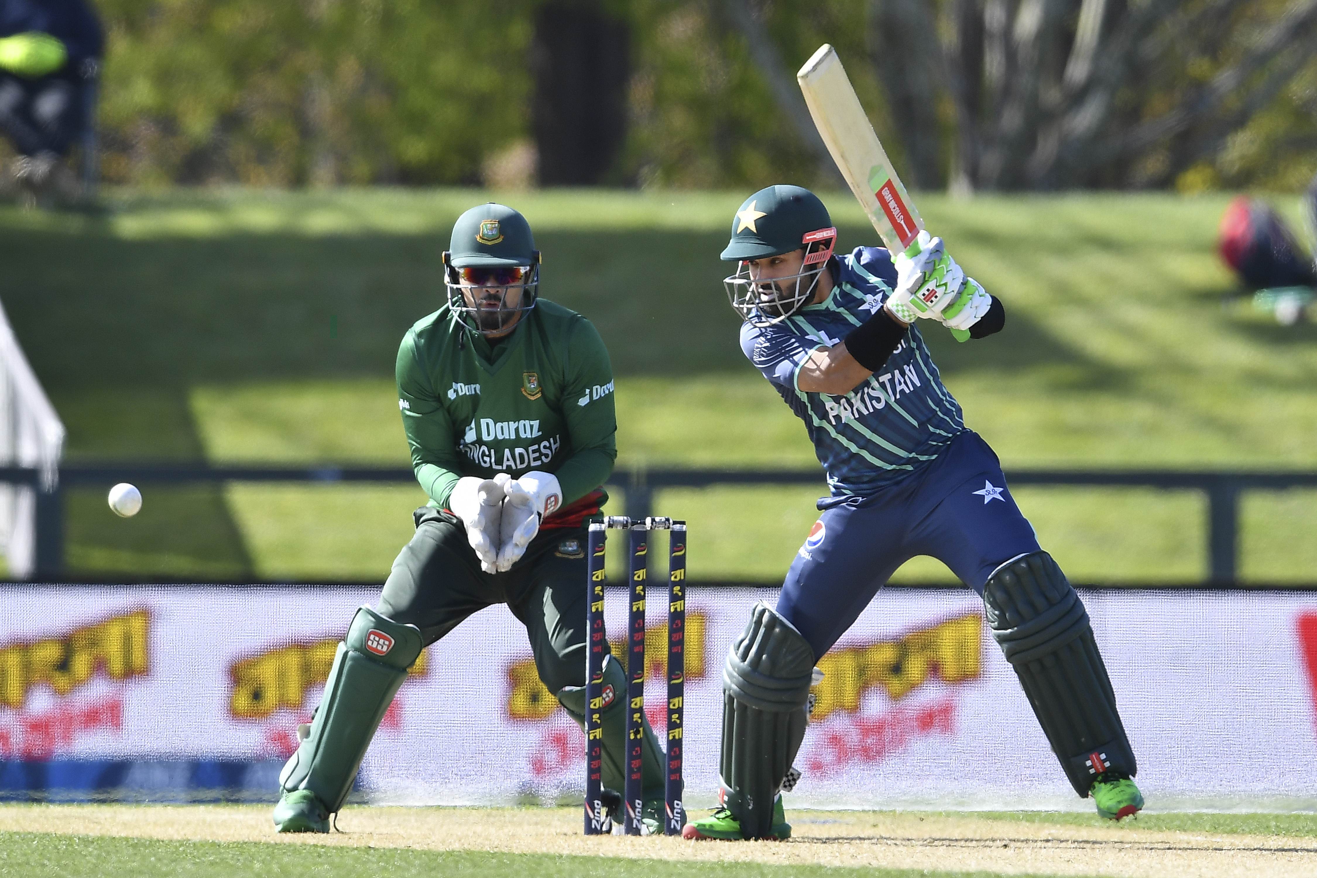রিজওয়ানের ব্যাটে বাংলাদেশের সামনে ১৬৭ রান তাড়ার চ্যালেঞ্জ