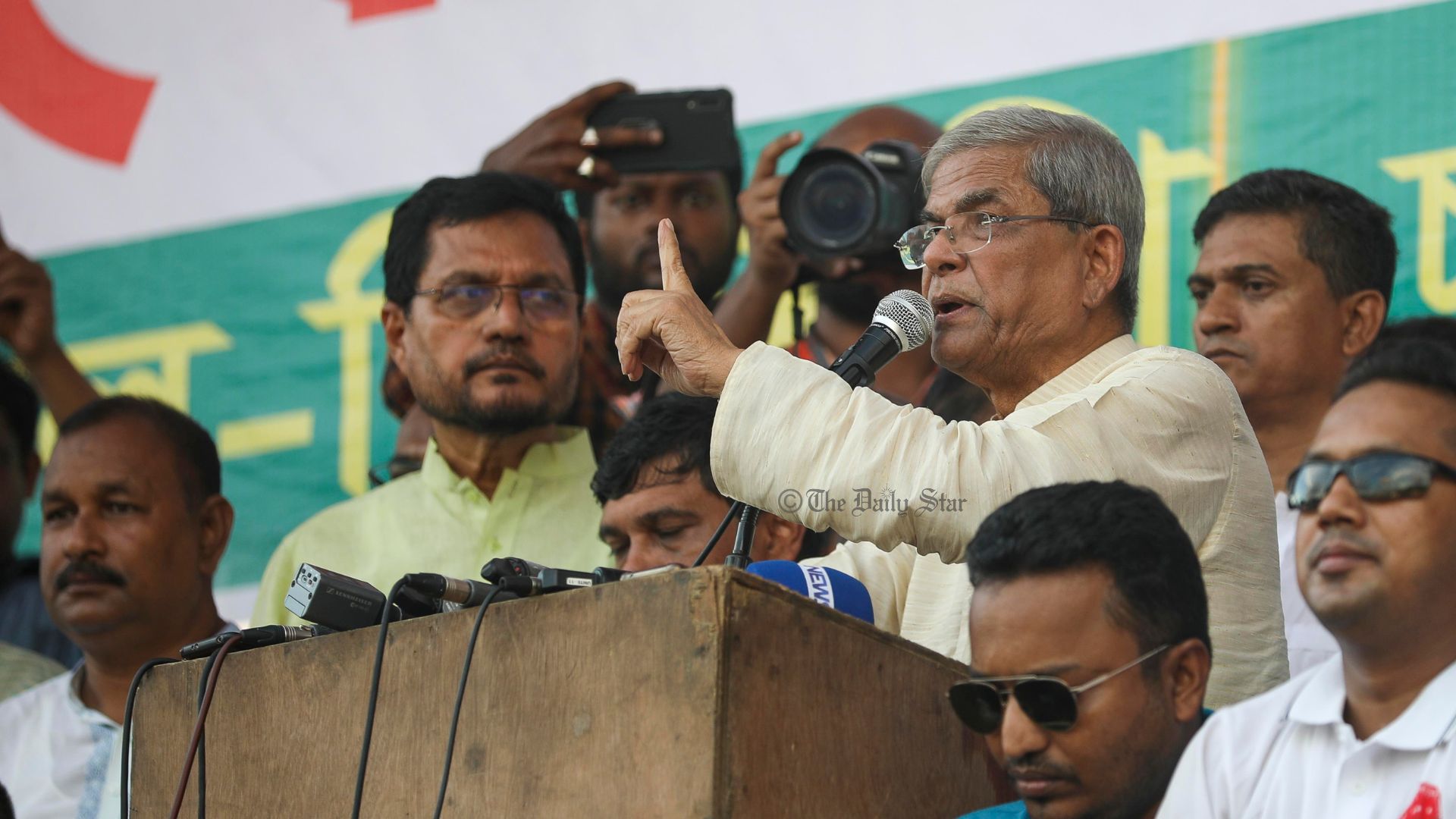 ‘র‍্যাব নয়, দরকার ছিল সরকারের বিরুদ্ধে নিষেধাজ্ঞা’