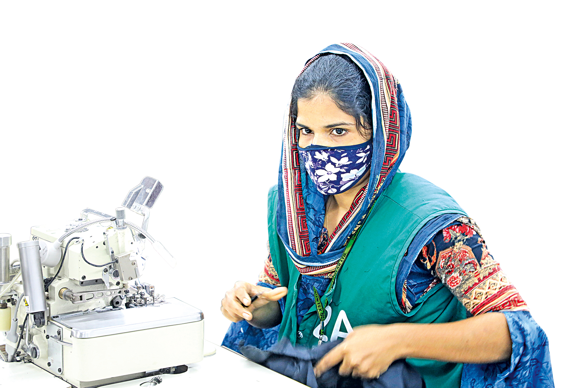 তৈরি পোশাক রপ্তানিতে বাংলাদেশ প্রতিদ্বন্দ্বীদের চেয়ে ৮৩ শতাংশ পর্যন্ত কম দাম পায়