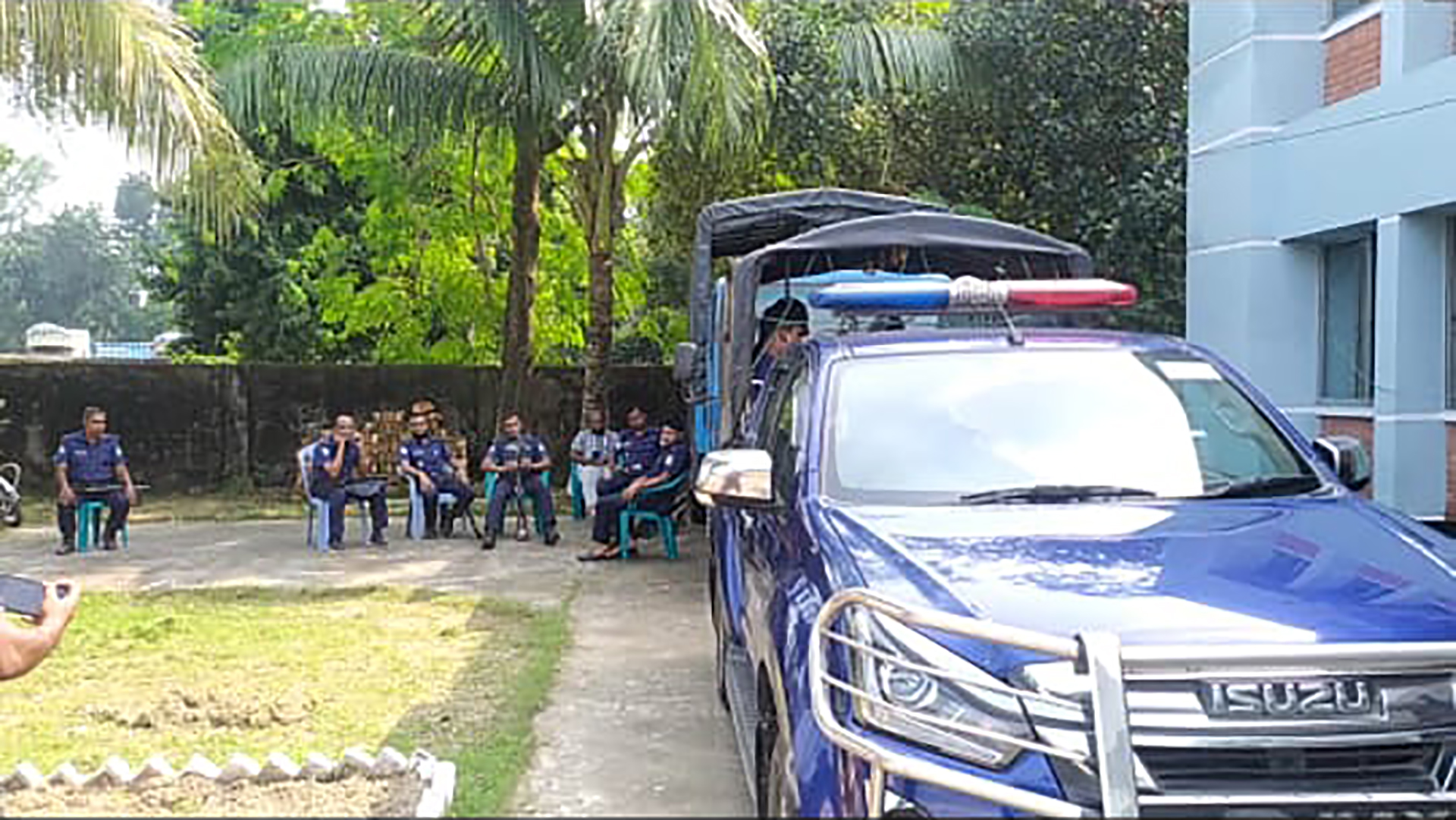 জামালপুরে আধিপত্য নিয়ে আ. লীগের ২ গ্রুপের সংঘর্ষ-গুলি, গ্রেপ্তার ২