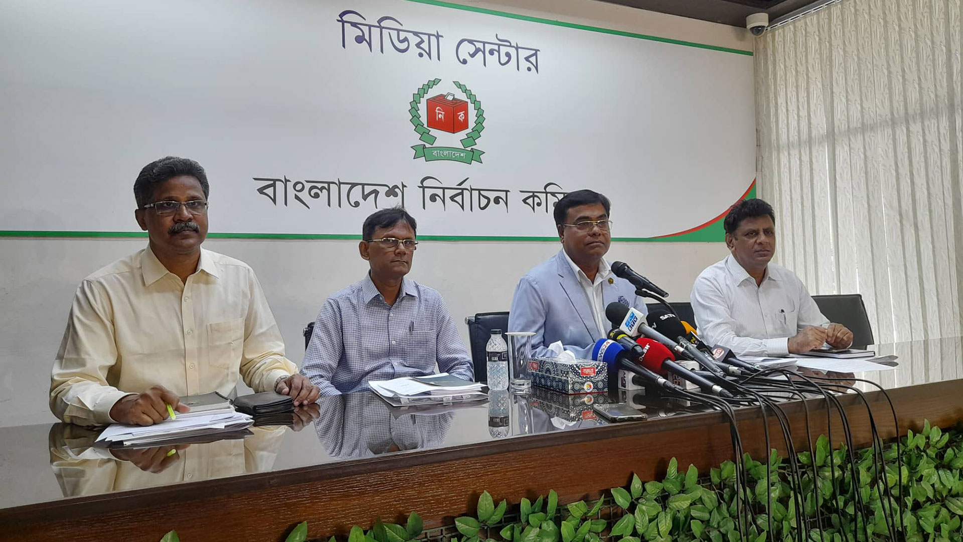 রংপুর সিটি করপোরেশন নির্বাচন ২৭ ডিসেম্বর, ভোট ইভিএমে