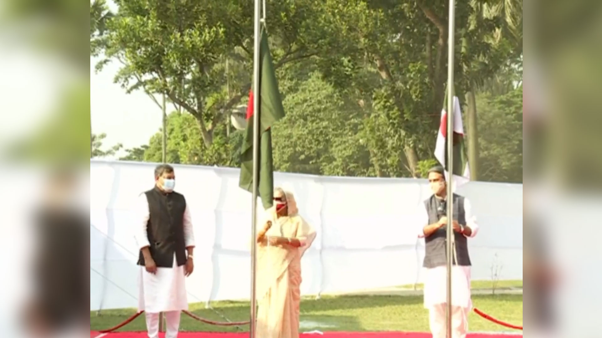 পায়রা উড়িয়ে যুবলীগের মহাসমাবেশ উদ্বোধন করলেন শেখ হাসিনা