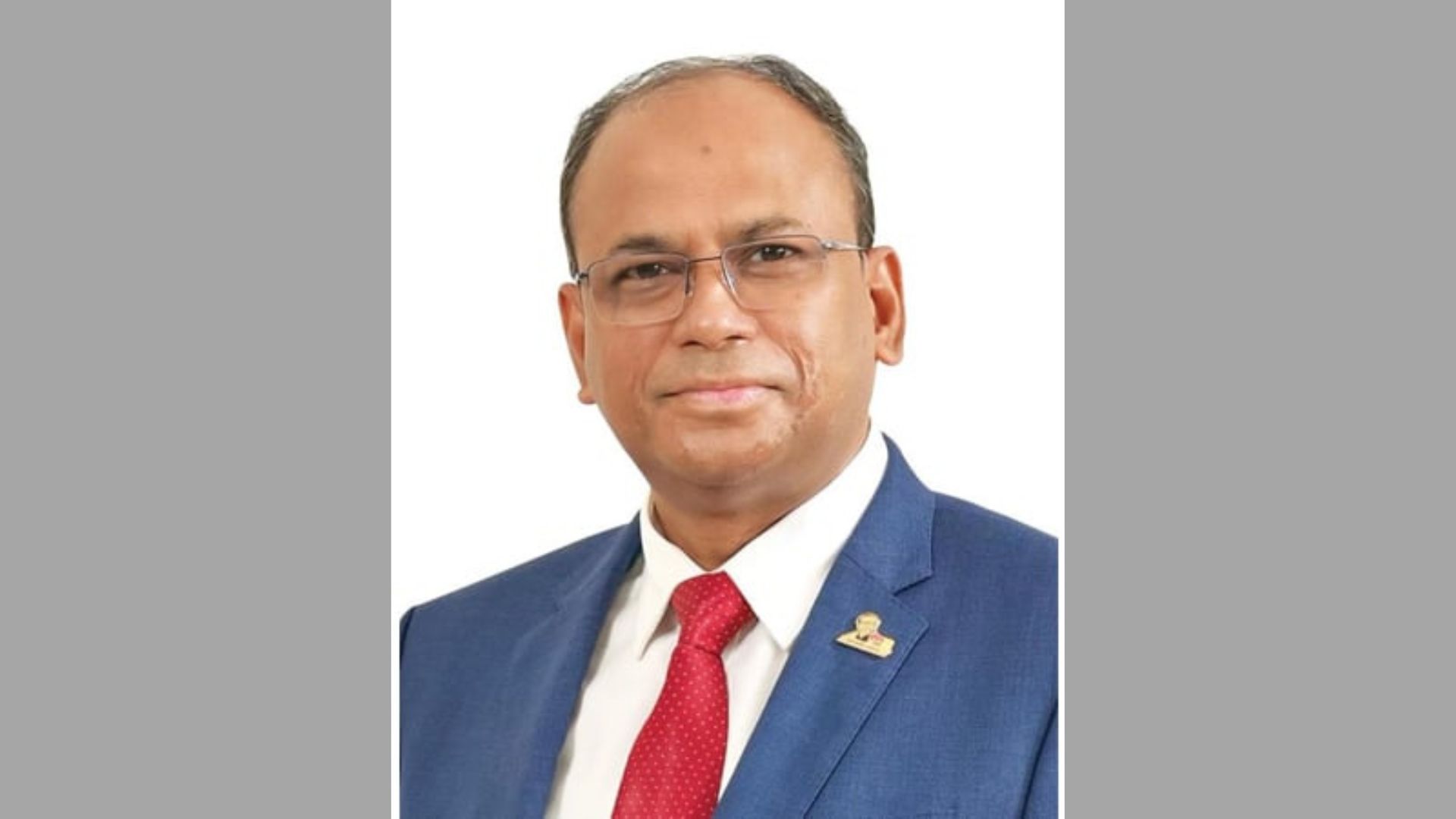 সাবেক প্রধানমন্ত্রীর মুখ্য সচিব তোফাজ্জল হোসেনের চুক্তিভিত্তিক নিয়োগ বাতিল