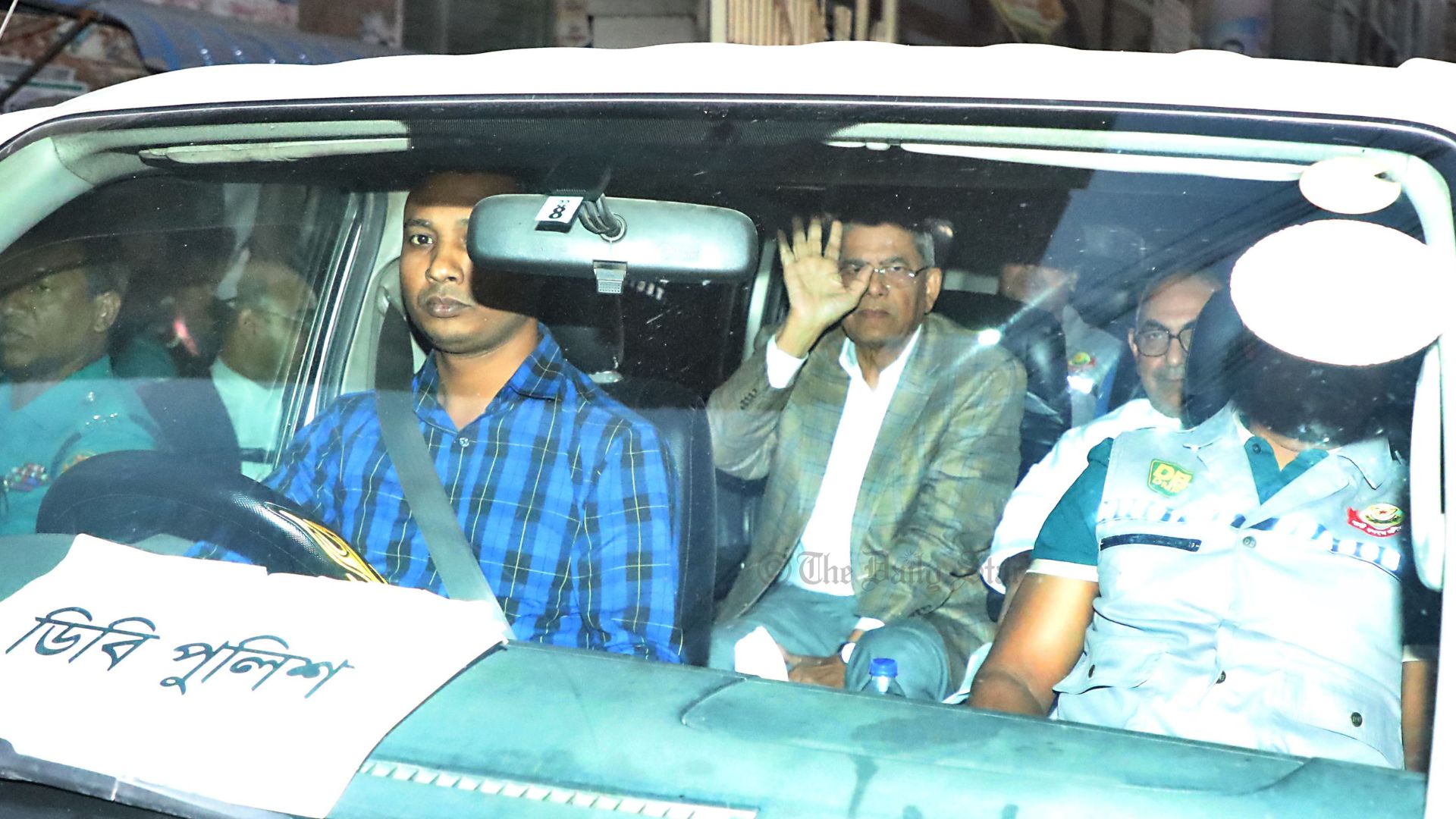 মির্জা ফখরুল ও মির্জা আব্বাসকে কারাগারে পাঠানোর নির্দেশ