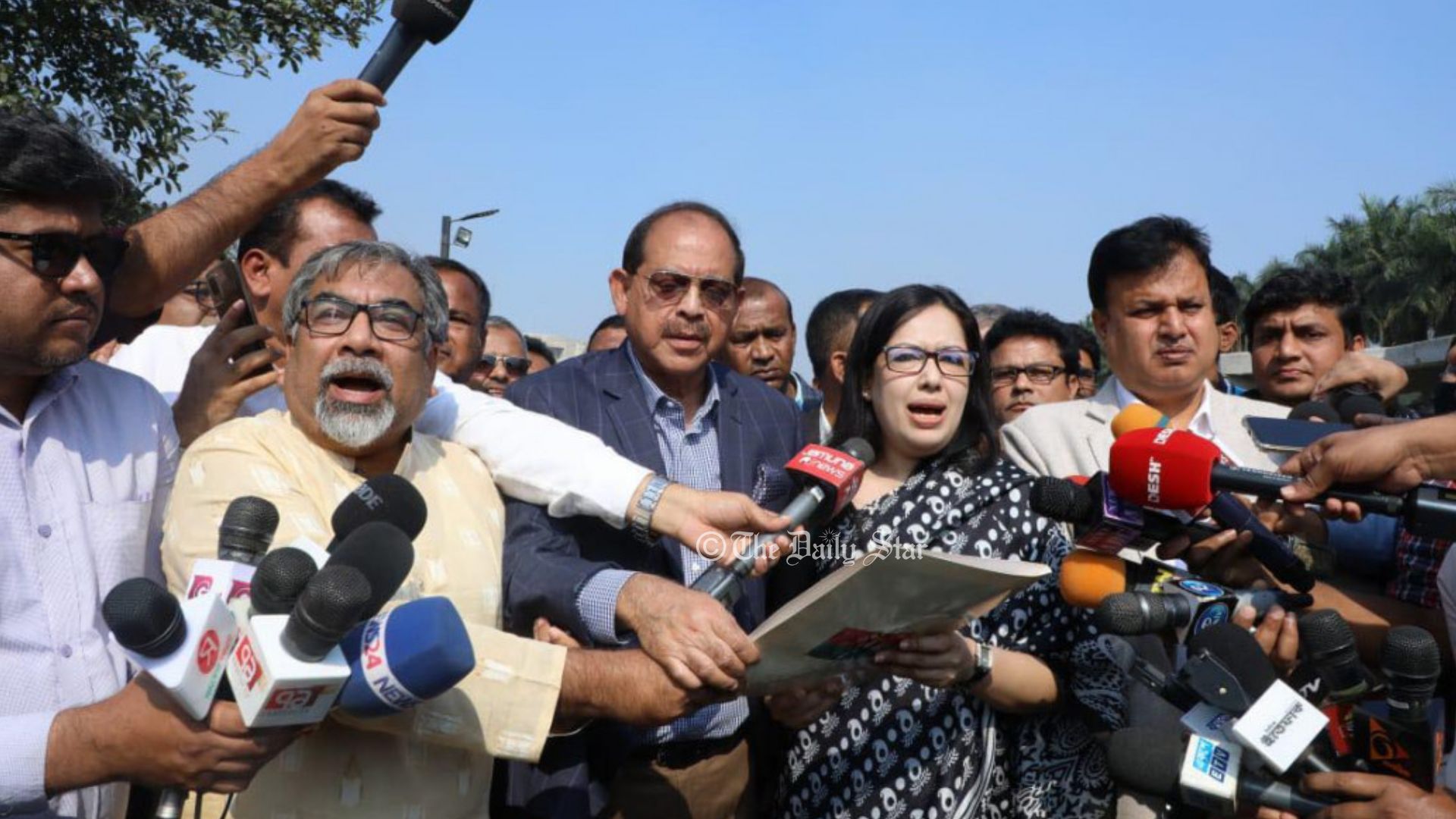 বিএনপির ৬ এমপির আসন শূন্য, প্রজ্ঞাপন জারি