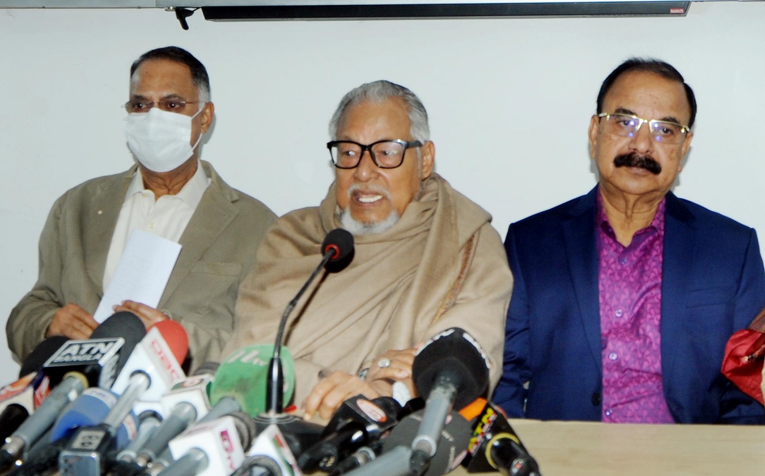 দুর্নীতির কারণে মেট্রোরেলের ভাড়া বেশি: বিএনপি