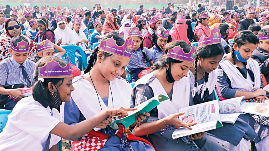 মহামারিতে ঝরে পড়েছে সাড়ে ১৭ লাখ শিক্ষার্থী