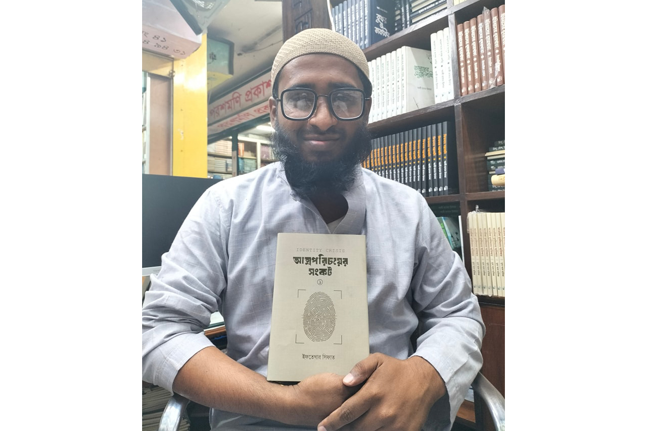 ৫ দিনেও খোঁজ মেলেনি যাত্রাবাড়ীর বই বিক্রেতা মাহমুদুলের