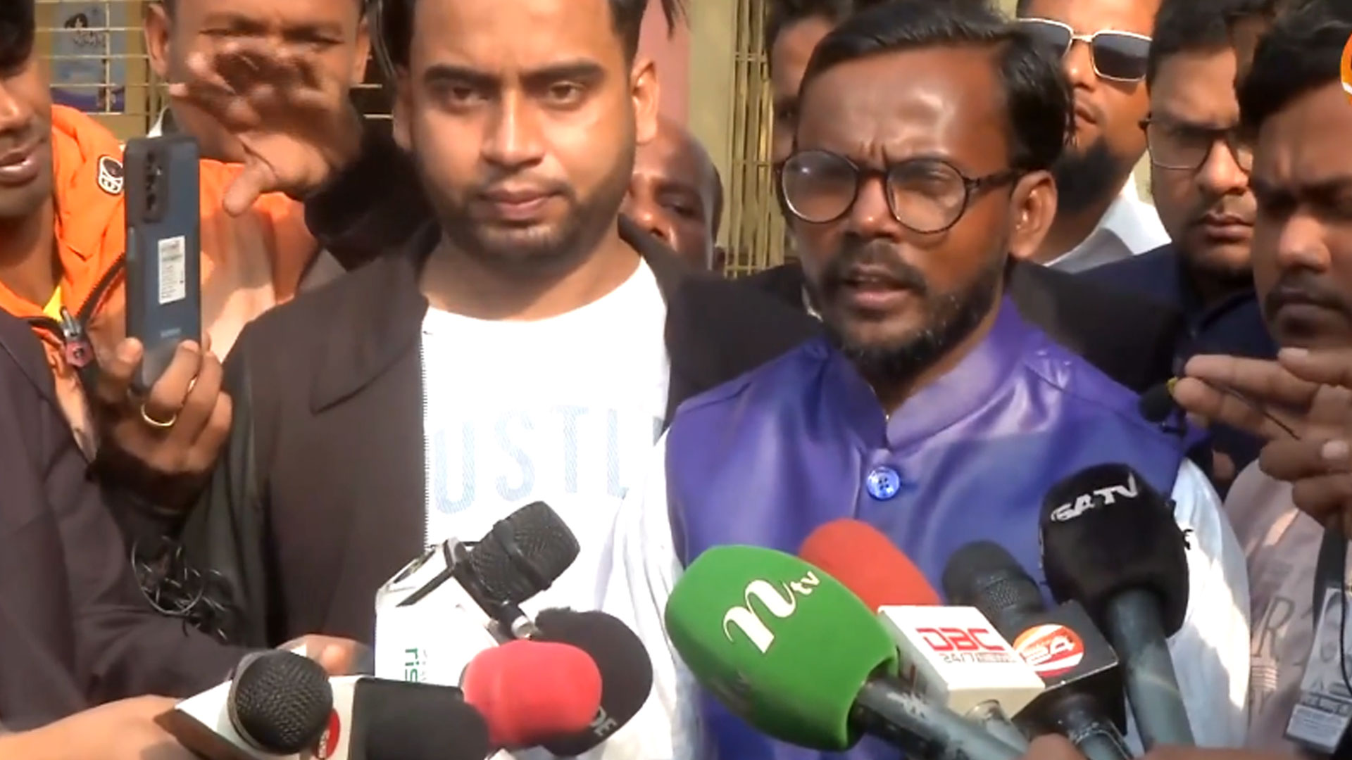 সদর নিয়ে সংশয়, বগুড়া-৪ আসনে জয়ের বিষয়ে আশাবাদী হিরো আলম