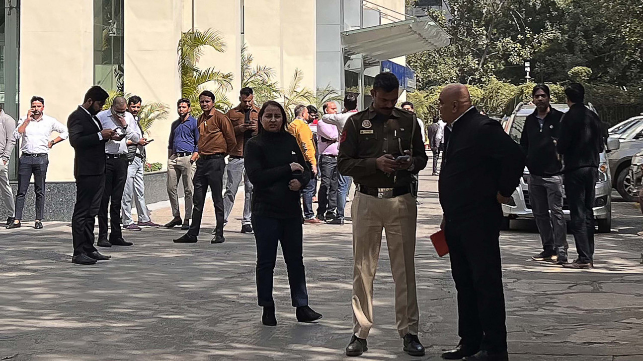 দিল্লি-মুম্বাই কার্যালয়ে তল্লাশিতে ভারতকে সহযোগিতা করা হচ্ছে: বিবিসি