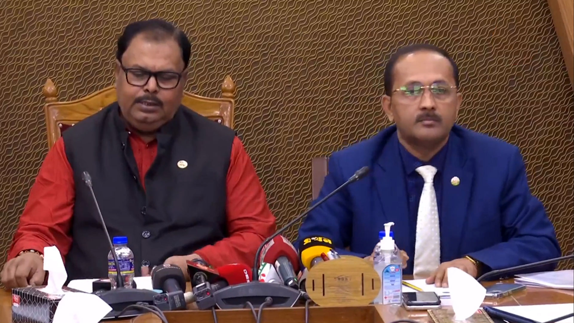 এমন ২ শতাধিক প্রাথমিক বিদ্যালয়ের নাম বদলানোর উদ্যোগ