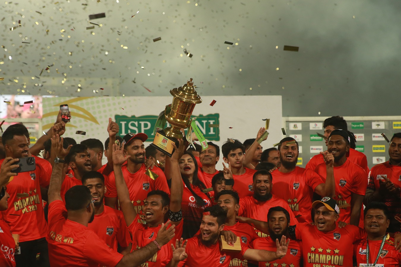 লিটন-চার্লসের ব্যাটে বিপিএলে আবার চ্যাম্পিয়ন কুমিল্লা